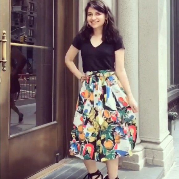 J Crew Postcard Print Midi Skirt - Picture 2 of 4